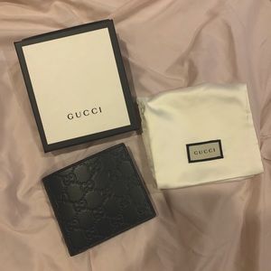 Gucci men’s wallet